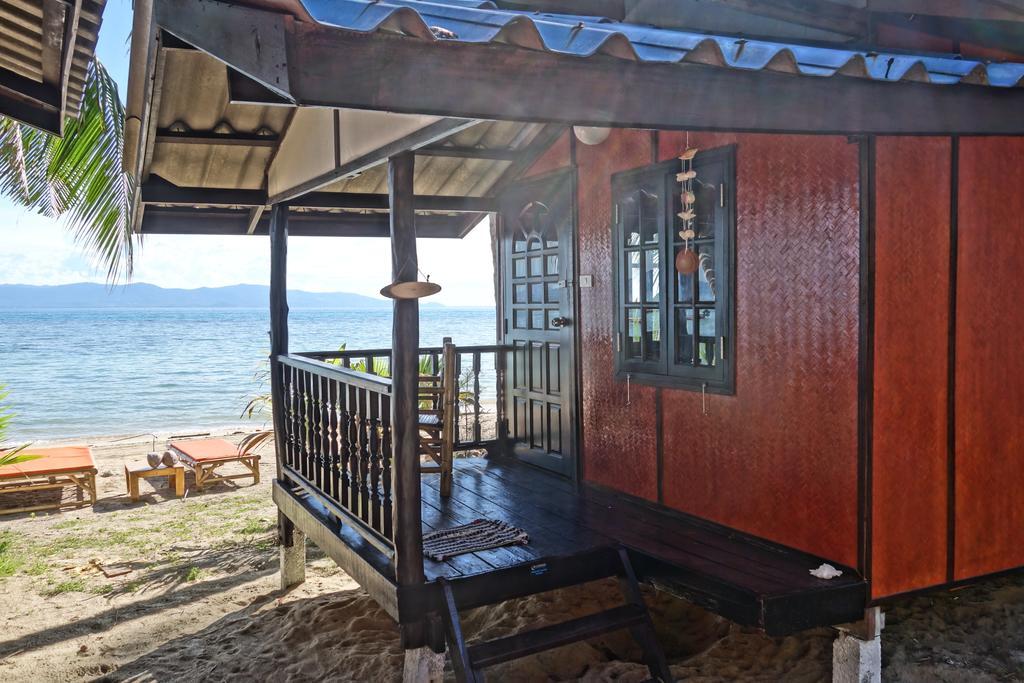 Silvermoon Beach & Jungle Resort Koh Phangan Rum bild
